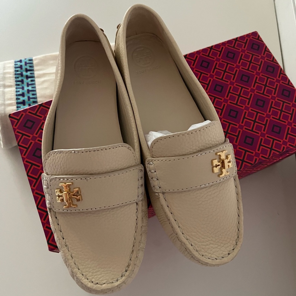 Tory Burch flats size 6